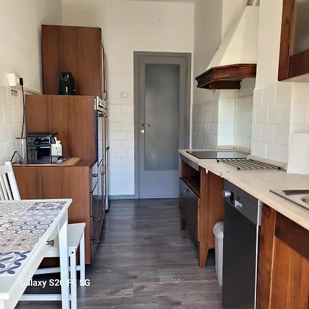 Lejlighed Gentile's House - Metro A A 50m Diretta Per Il Centro Wifi Ultrafibra & Smart Working